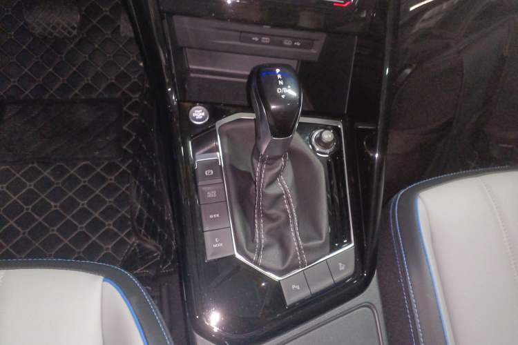 Used Volkswagen Tayron GTE Plug-in Hybrid 2023 280TSI Luxury Plus Advanced Edition