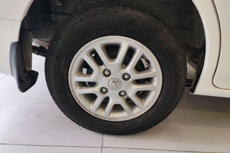 Used Nissan NV200 2016 Revised Version 1.6L Manual Luxury Edition
