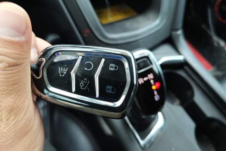 Used Cadillac XT5 2018 25T Luxury Model