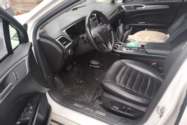 Used Ford Mondeo 2017 EcoBoost 200 Stylish Model

