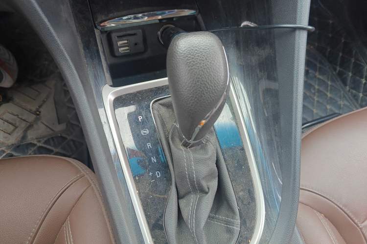 Used Buick GL6 2019 18T 6-Seater Connected Luxury Version China VI Standard