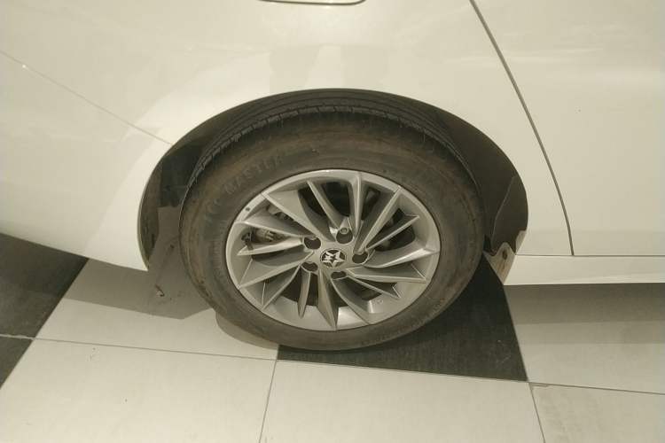 Used Venucia D60 2023 PLUS 1.6L XL CVT Yue Ling Edition
