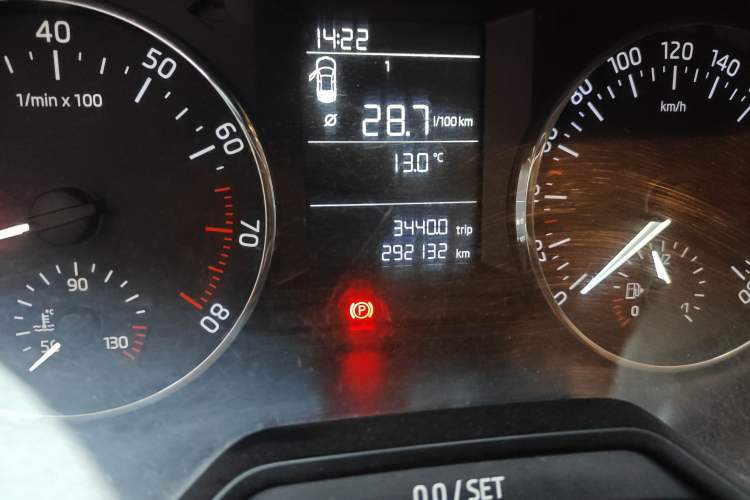 Used Skoda Octavia 2015 1.6L Manual Yijie Edition