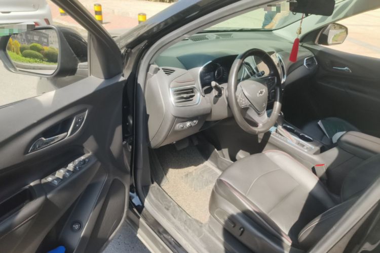 Used Chevrolet Equinox 2019 Redline 550T Automatic All-Wheel-Drive RS Model China VI Standard Driver Seat