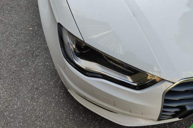 Used Audi A3 2015 Limousine 35 TFSI Millionth Anniversary Comfort Model
