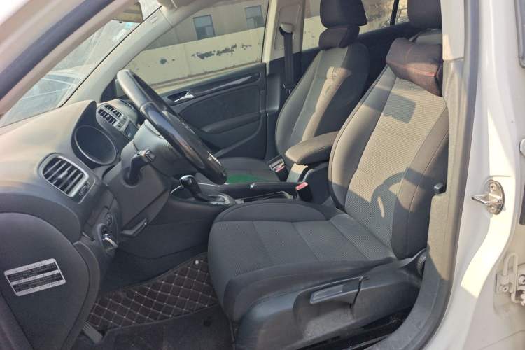 Used Volkswagen Golf 2014 1.6L Automatic Comfort Model