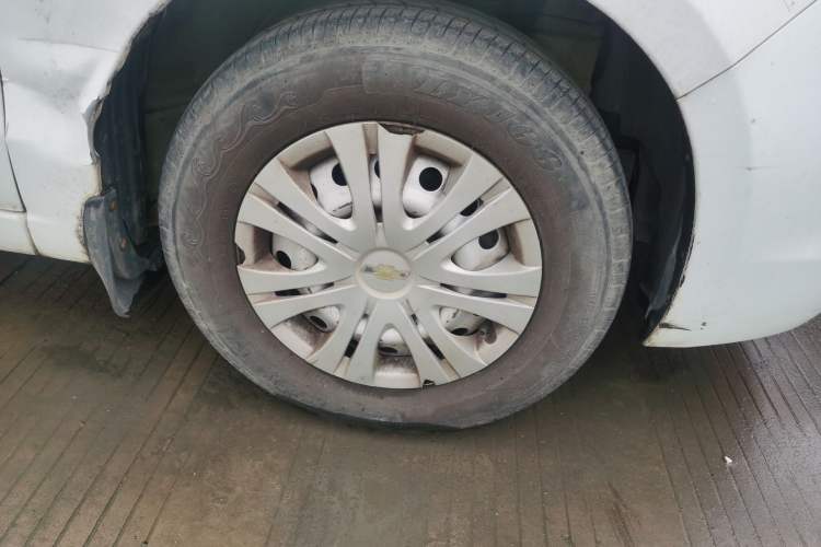 Used Chevrolet Sail 2013 Sedan 1.2L Manual Fashionable Happiness Edition