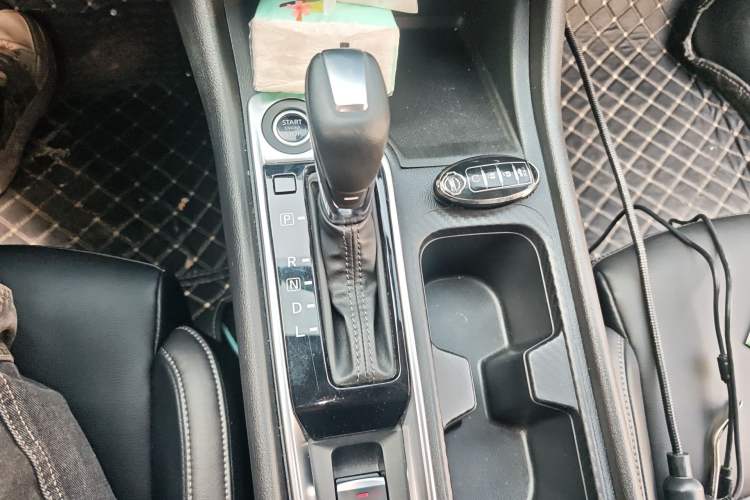Used Nissan Sylphy 2022 1.6L XL CVT Enjoyment Edition Gear Lever