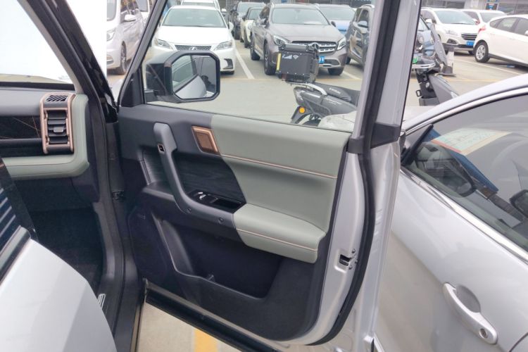 Used iCAR 03 2024 501km Two-Wheel Drive Long-Range Yuechao Edition