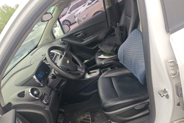 Used Chevrolet Trax 2016 1.4T Automatic Two-Wheel Drive Comfort Version with Sunroof