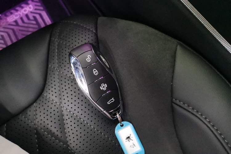 Used Hongqi HS5 2023 2.0T Qixiang Pro Edition
