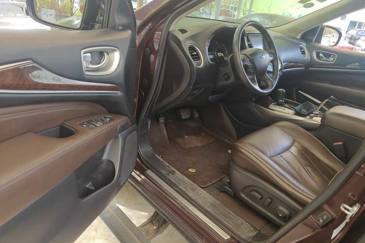 Used Infiniti QX60 2014 3.5L Four-Wheel Drive All-Terrain Version Driver Seat