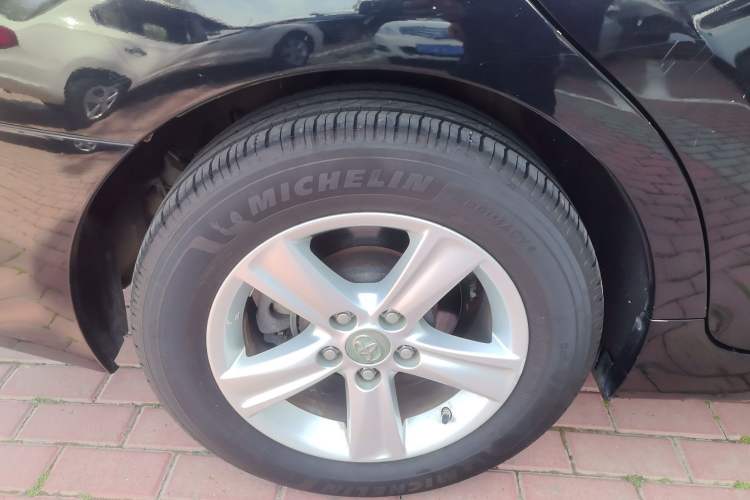 Used Toyota Reiz 2013 2.5S Elite Edition Right Rear Wheel Hub