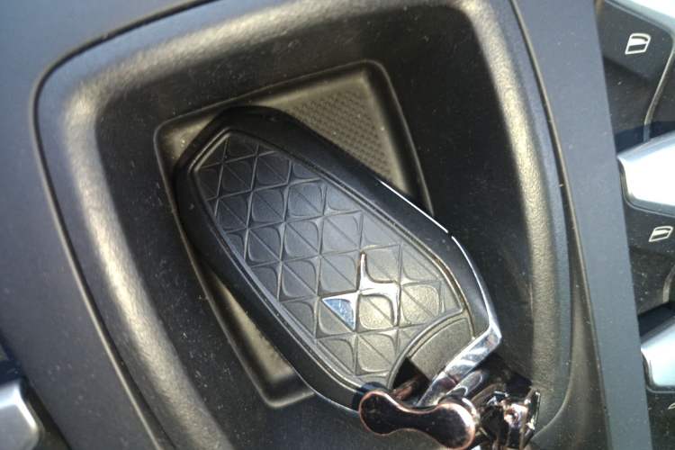 Used DS 5 2012 1.6T Elegant Edition
