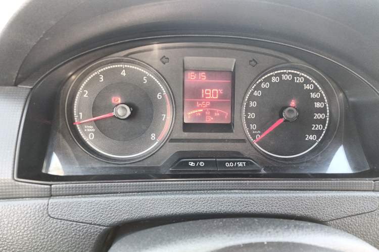 Used Volkswagen Santana 2016 1.6L Manual Fashion Edition Instrument Cluster