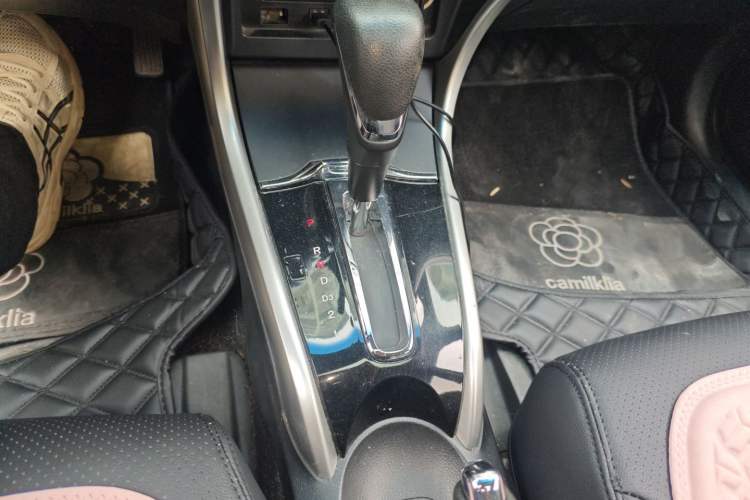 Used Honda Crider 2013 1.8L automatic luxury edition