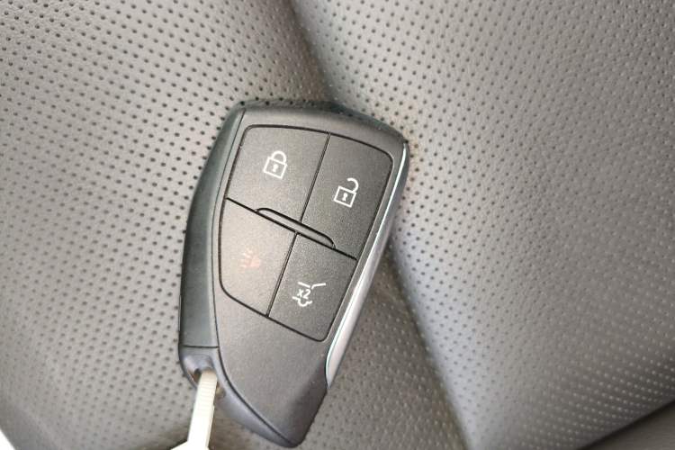 Used Buick Envision 2024 Encore Plus 28T Two-Wheel Drive Luxury Edition