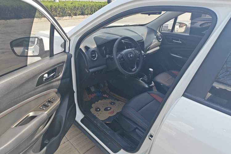 Used CHANGAN CS15 2016 1.5L Manual Fashion Edition
