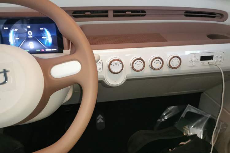 Used Bestune Pony 2026 222km Colorful Horse
