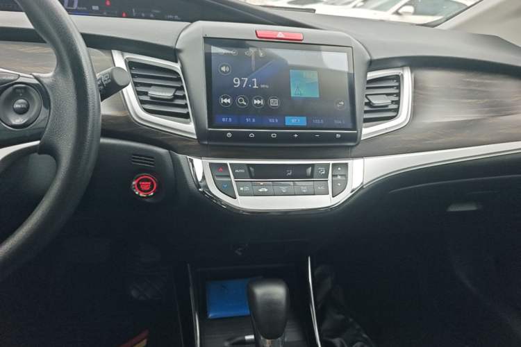 Used Honda Jade 2017 210TURBO CVT Fashion Edition 5-seater
