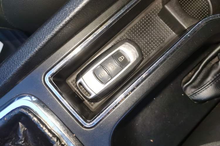 Used Geely Auto Emgrand 2017 Sedan Million Edition 1.5L Manual - Upward Version