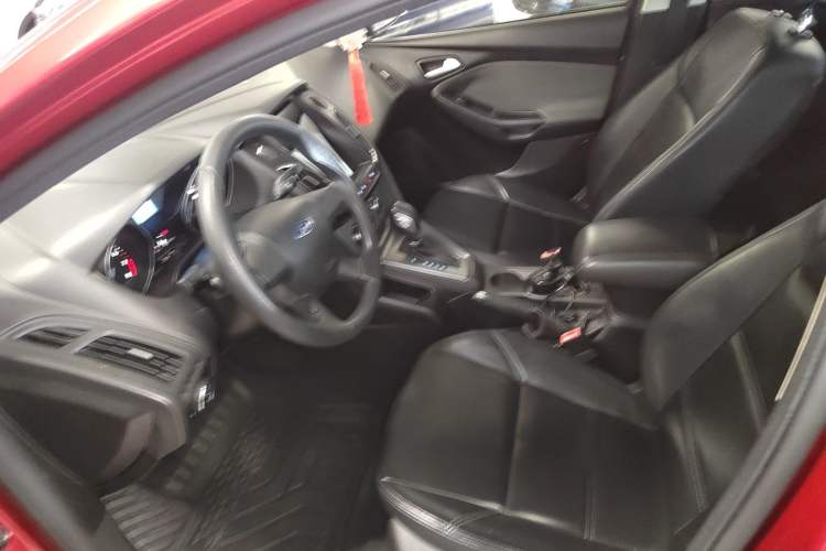 Used Ford Focus 2012 Hatchback 1.6L Automatic Comfort Model Left Front Seat