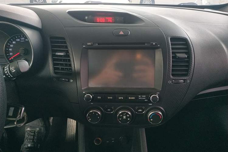 Used Kia K3 2015 1.6L Automatic GL
