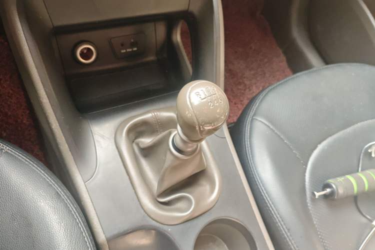 Used Hyundai ix35 2012 2.0L Manual Two-Wheel Drive New Edition GL