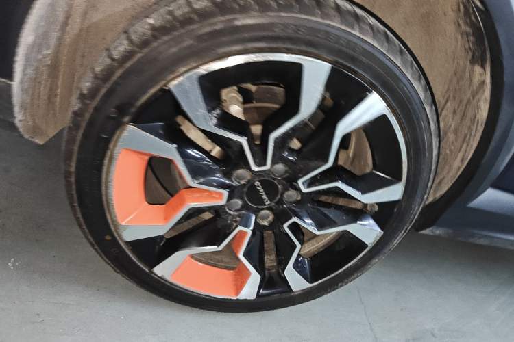 Used Lynk & Co 06 2021 1.5T Shero Pink Special Edition Exterior 5