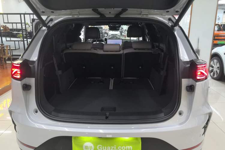 Used BYD Tang New Energy 2024 DM-i Glory Edition 112KM Flagship Model Trunk