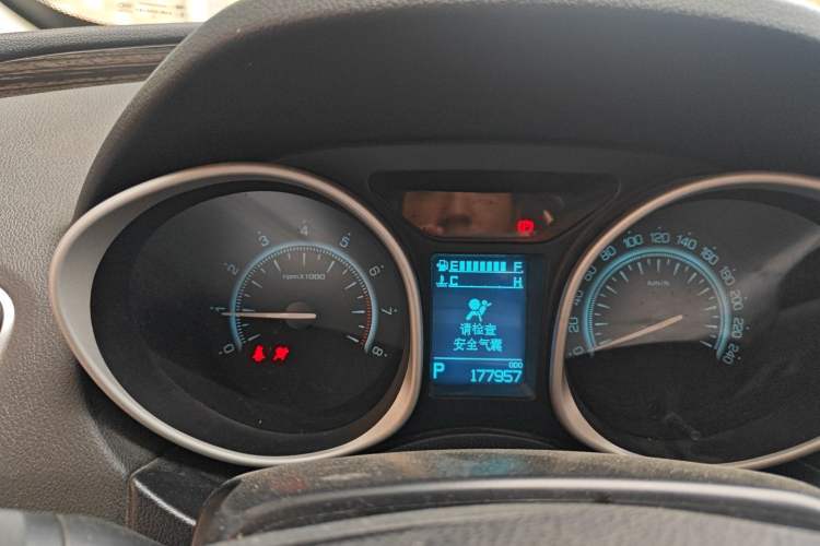 Used GAC Trumpchi GS5 Super 2015 2.0L Automatic Two-Wheel Drive Luxury Navigation Edition