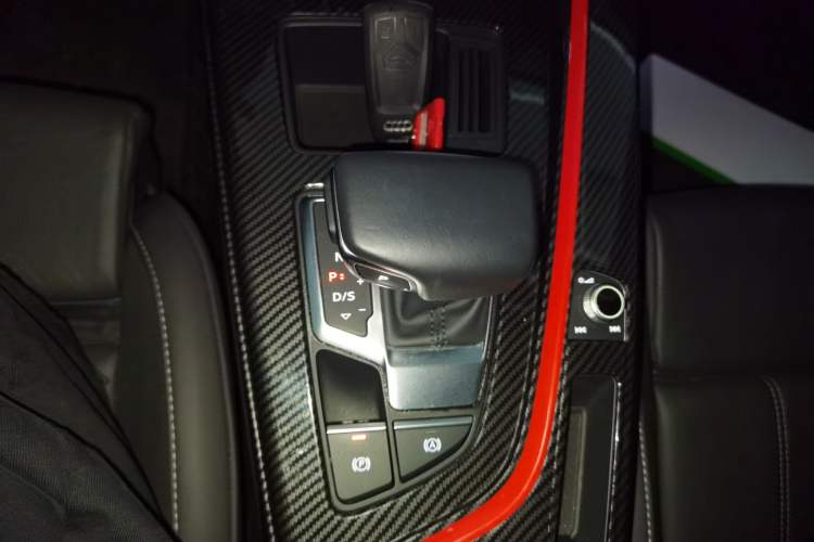 Used Audi A4L 2020 40 TFSI Fashion Dynamic Model
