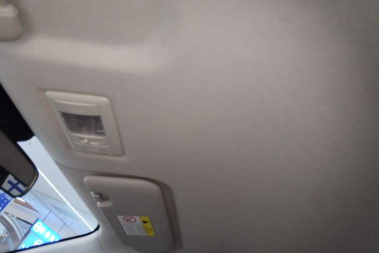 Used CHANGAN NEVO Lumin 2022 155 km – Refreshingly Sweet Edition
