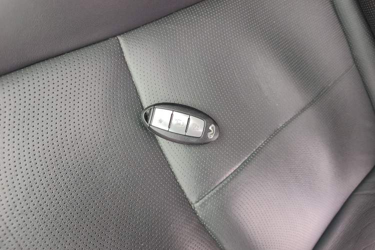 Used Infiniti Q50L 2018 2.0T Enjoyment Version China VI Standard