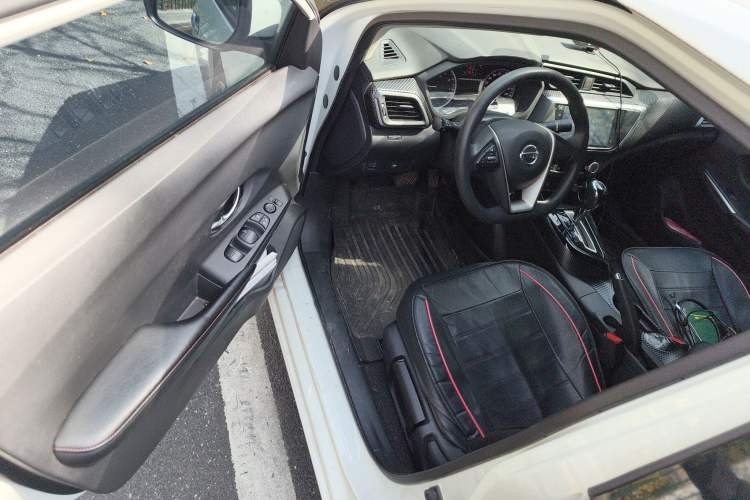 Used Nissan Lannia 2018 1.6L CVT Cool Trendy Sound Edition
