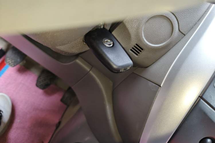 Used Nissan Sunny 2015 1.5XE Manual Comfort Edition
