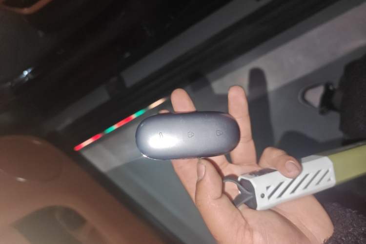 Used Li Auto L8 2023 Max model Vehicle Key