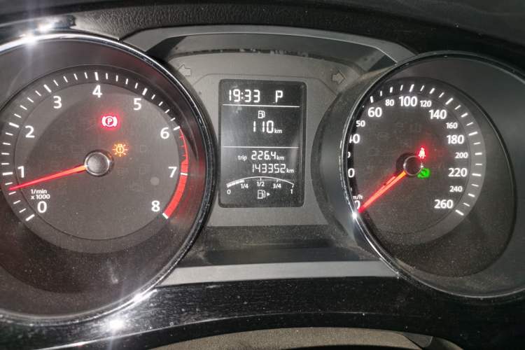 Used Volkswagen Sagitar 2018 1.6L Automatic Comfort Model Odometer Close Up