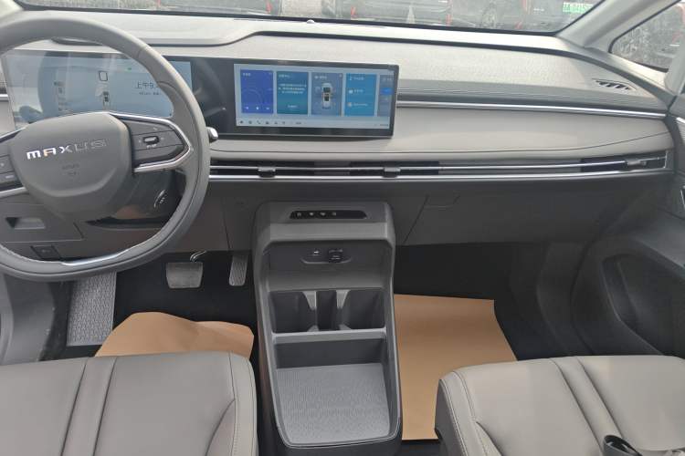 Used SAIC MAXUS Dajia 7 2024 Revised Version Super Hybrid Long-Range Edition Enjoyment Version Audio And AC Panel