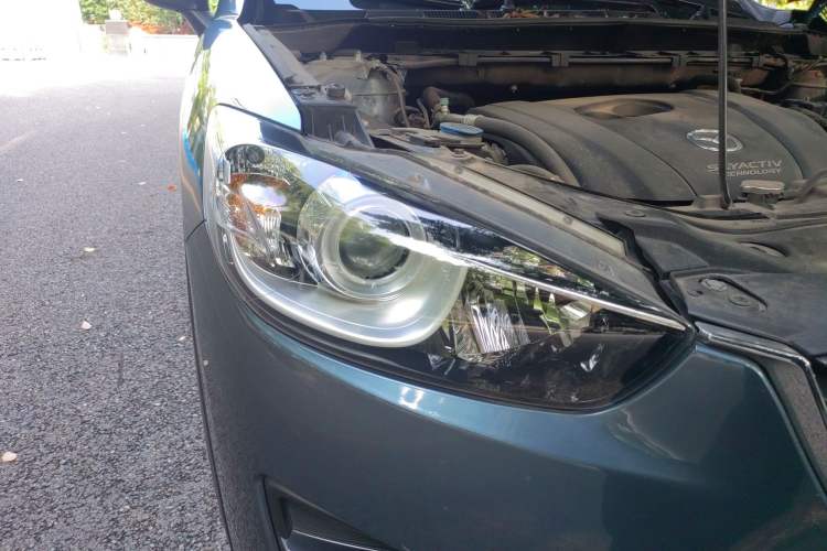 Used Mazda CX-5 2015 2.0L Automatic Two-Wheel Drive Urban Version Right Front Headlight