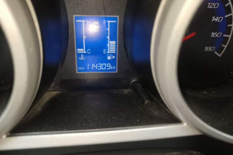 Used CHANGAN KAICHENG Ounuo S 2014 1.3L Happiness Model Odometer Close Up