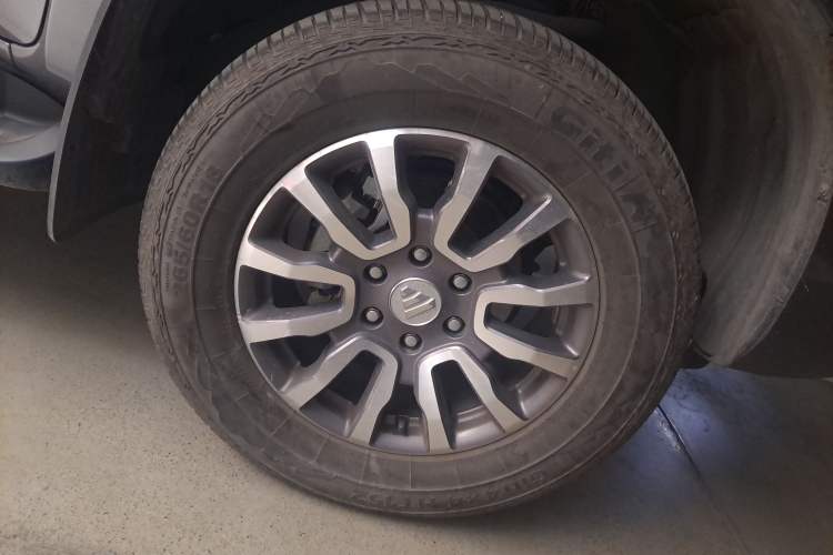 Used Foton General F9 2022 2.0T Gasoline Manual 4x4 Enjoyment Version Standard Cab 4G20TI5
