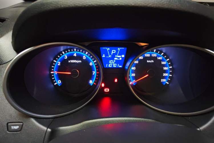 Used Hyundai ix35 2013 2.0L Automatic Two-Wheel Drive Smart GLS China IV Standard