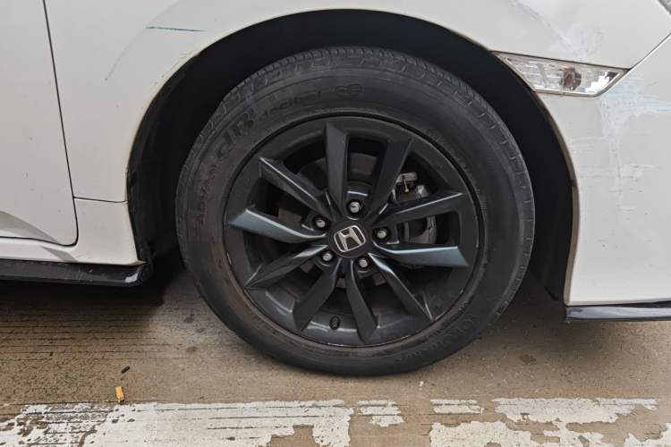 Used Honda Civic 2021 HATCHBACK 220TURBO CVT New Trendsetter Right Front Wheel Hub