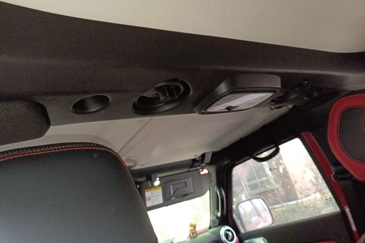 Used BAIC Off-Road BJ40 2020 2.0T Automatic Four-Wheel Drive Urban Hunter Edition Chivalrous Type
