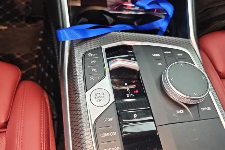 Used BMW 3 Series 2023 325i M Sport Night Edition Package Gear Lever