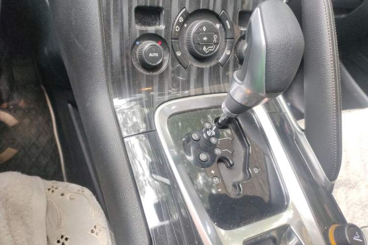 Used Peugeot 3008 2013 1.6THP Automatic Prestige Edition
