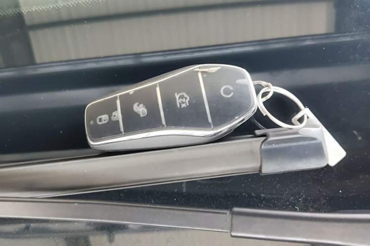 Used BYD Song L DM-i 2024 112 km Beyond Edition