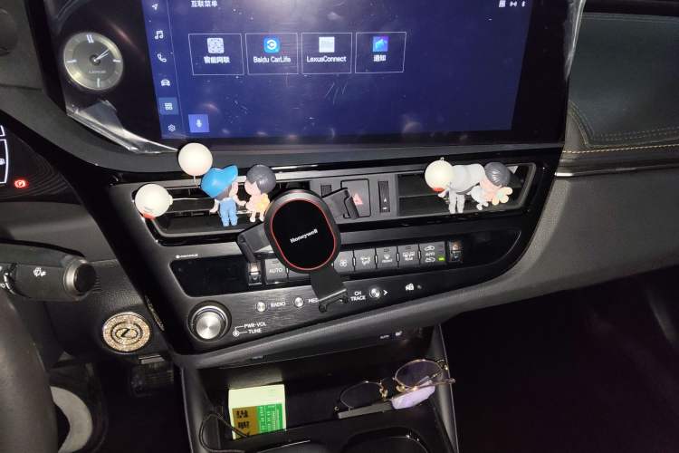 Used Lexus ES 2023 200 Excellence Edition