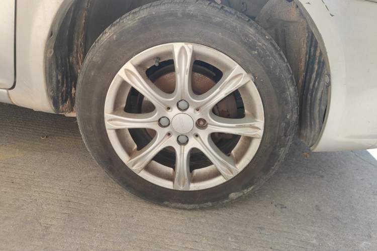 Used Geely Auto Diamond 2016 1.5L Manual Entry-Level Trim